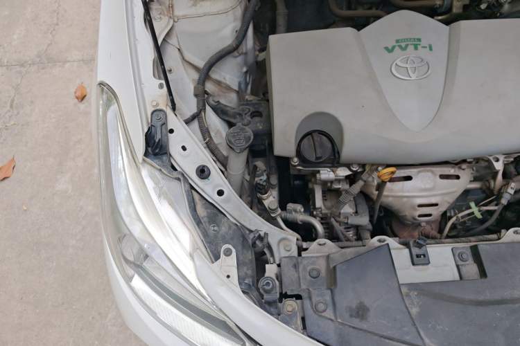 Used Toyota Vios 2017 1.5L CVT Innovation Edition Engine Bay Right