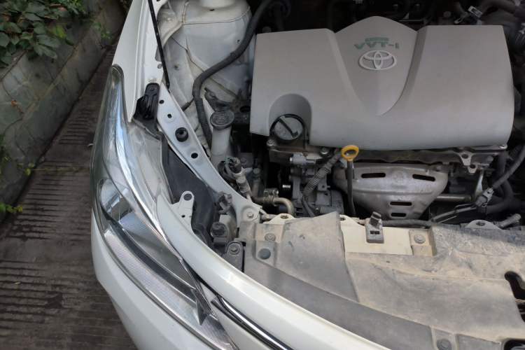 Used Toyota Vios 2017 1.5L CVT Innovation Edition Engine Bay Right