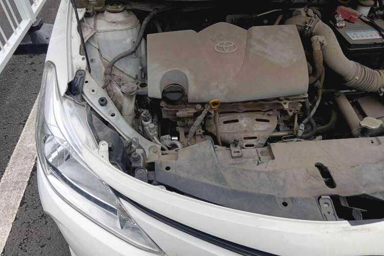 Used Toyota Vios 2017 1.3L Manual Front-Drive Version Engine Bay Right