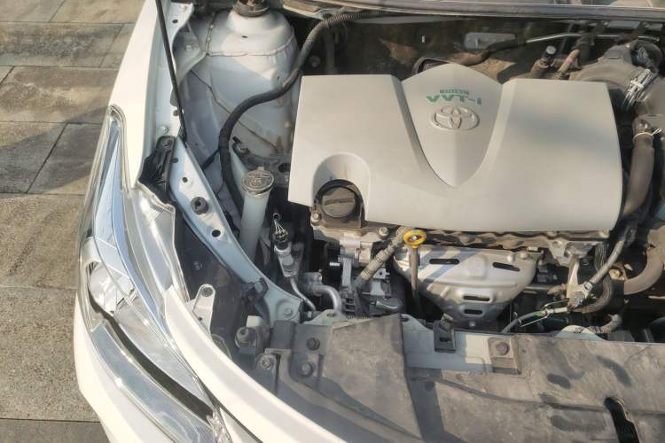 Used Toyota Vios 2017 1.5L Manual Trend Edition Engine Bay Right