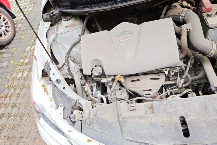 Used Toyota Vios 2017 1.5L Manual Trend Edition Engine Bay Right