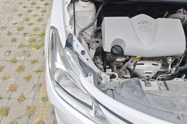 Used Toyota Vios 2017 1.5L Manual Smart Drive Edition Engine Bay Right