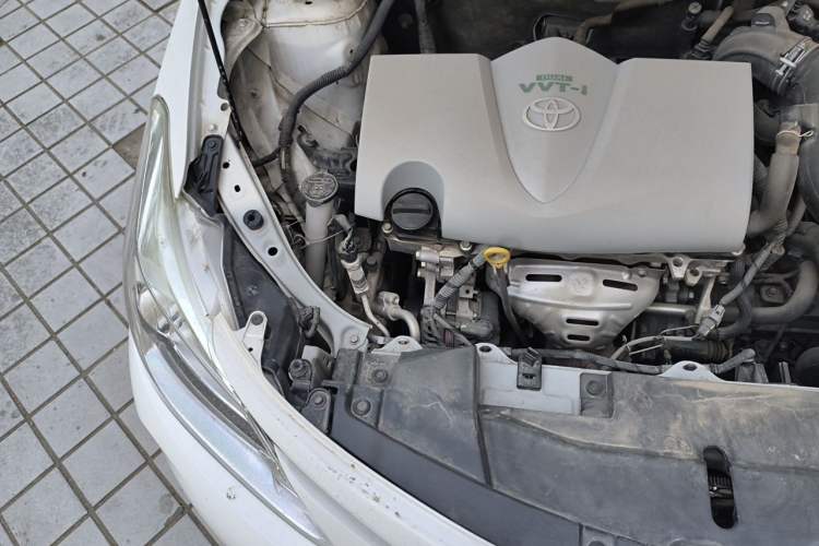 Used Toyota Vios 2017 1.5L Manual Trend Edition Engine Bay Right