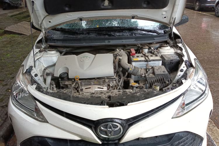 Used Toyota Vios 2017 1.3L Manual Front-Drive Version Engine Bay