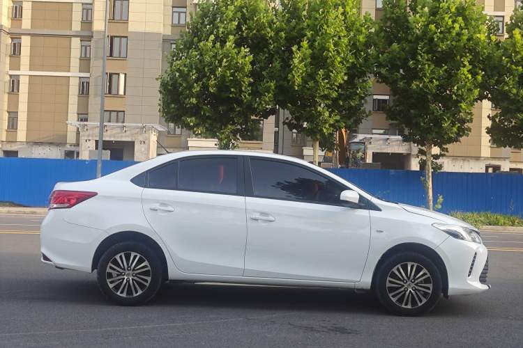 Used Toyota Vios 2017 1.5L CVT Innovation Edition Exterior 3