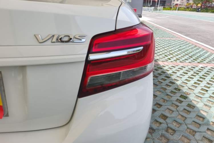 Used Toyota Vios 2017 1.5L CVT Innovation Edition Exterior 3