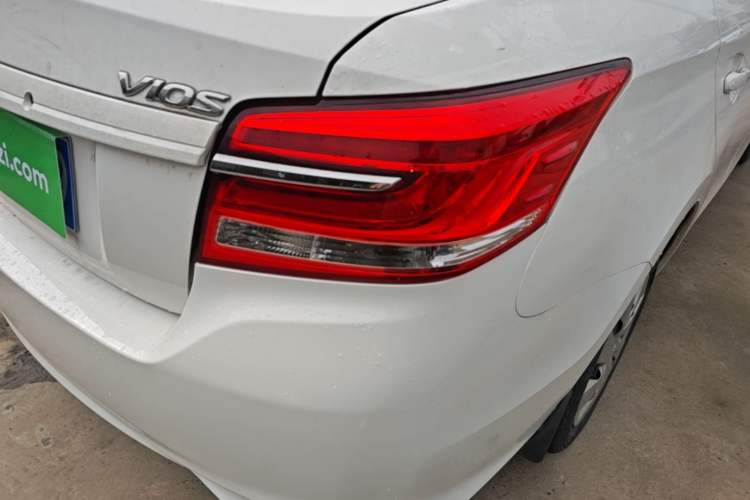 Used Toyota Vios 2017 1.5L CVT Innovation Edition Exterior 3