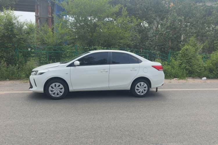 Used Toyota Vios 2017 1.5L Manual Trend Edition Exterior 4