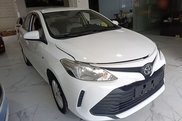 Used Toyota Vios 2017 1.5L CVT Innovation Edition Front Right 45 Deg