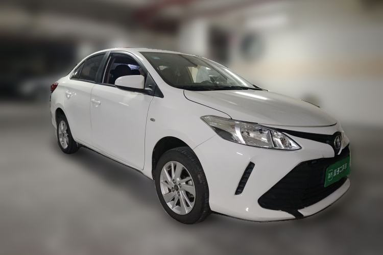 Used Toyota Vios 2017 1.5L CVT Innovation Edition Front Right 45 Deg