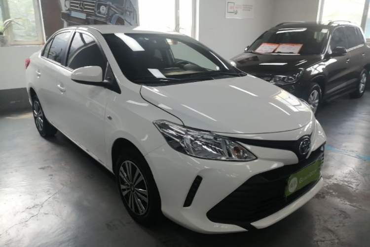 Used Toyota Vios 2017 1.5L CVT Innovation Edition Front Right 45 Deg