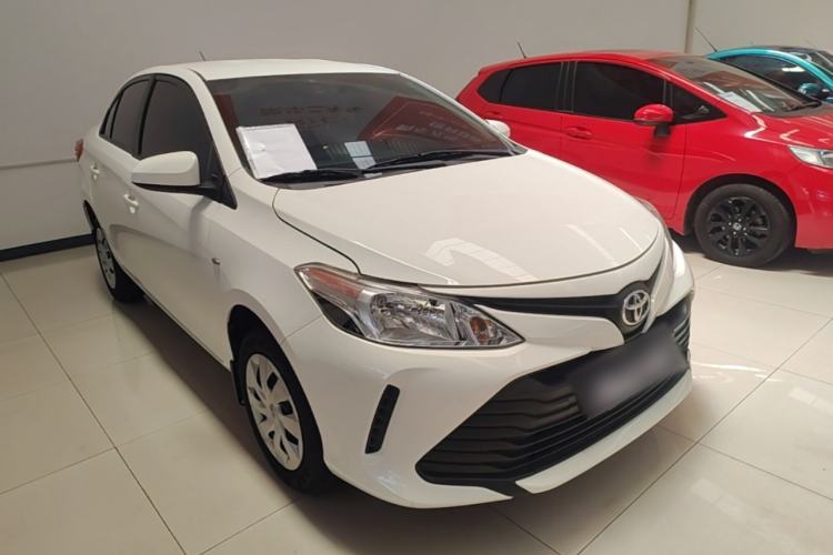 Used Toyota Vios 2017 1.5L CVT Innovation Edition Front Right 45 Deg