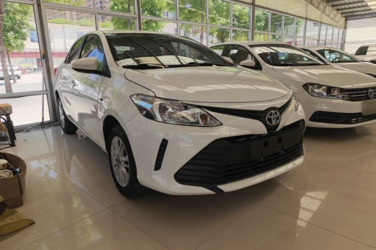 Used Toyota Vios 2017 1.5L CVT Innovation Edition Front Right 45 Deg