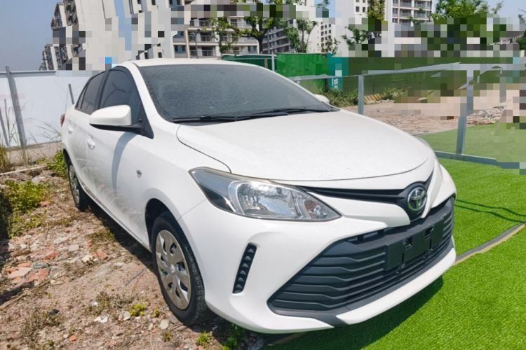 Used Toyota Vios 2017 1.5L CVT Innovation Edition Front Right 45 Deg