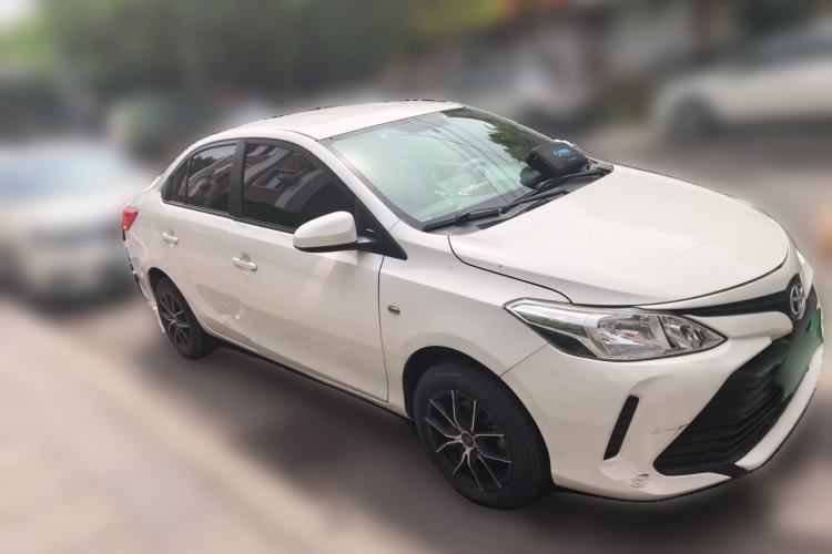 Used Toyota Vios 2017 1.5L CVT Innovation Edition Front Right 45 Deg