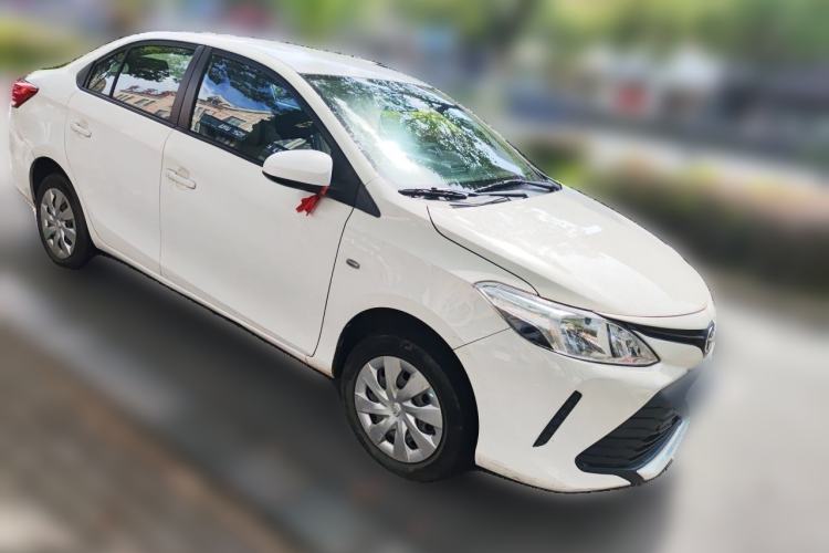 Used Toyota Vios 2017 1.5L CVT Innovation Edition Front Right 45 Deg