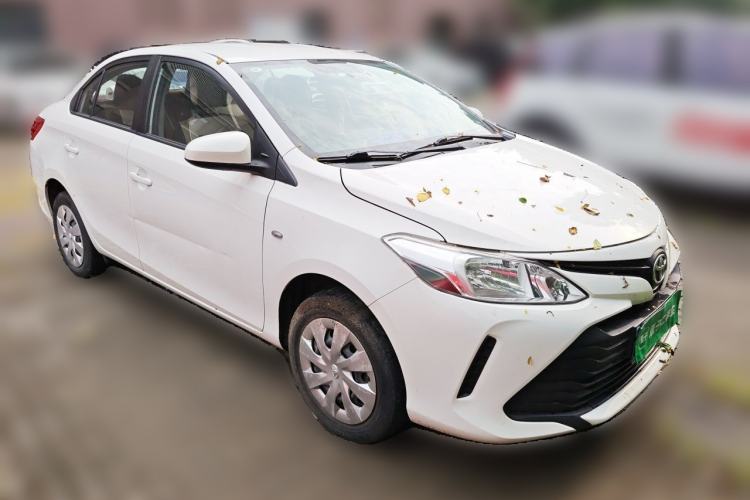 Used Toyota Vios 2017 1.5L Manual Trend Edition Front Right 45 Deg