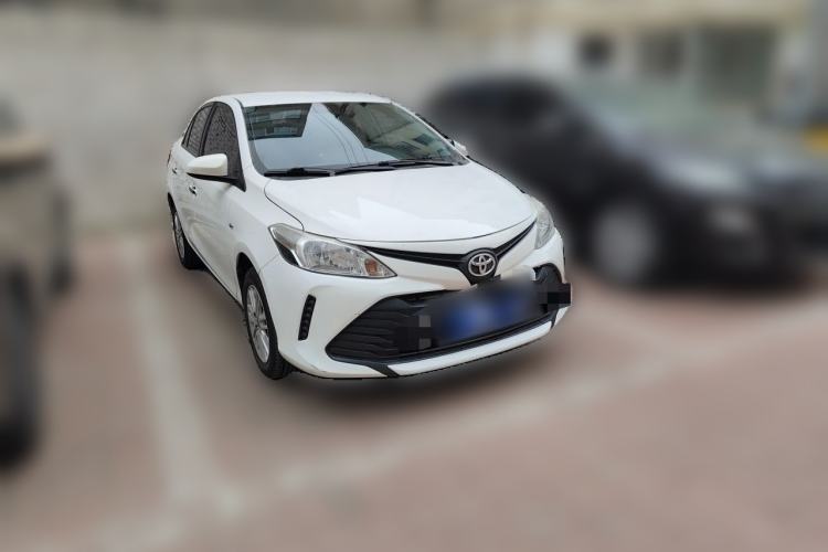Used Toyota Vios 2017 1.5L CVT Innovation Edition Front Right 45 Deg
