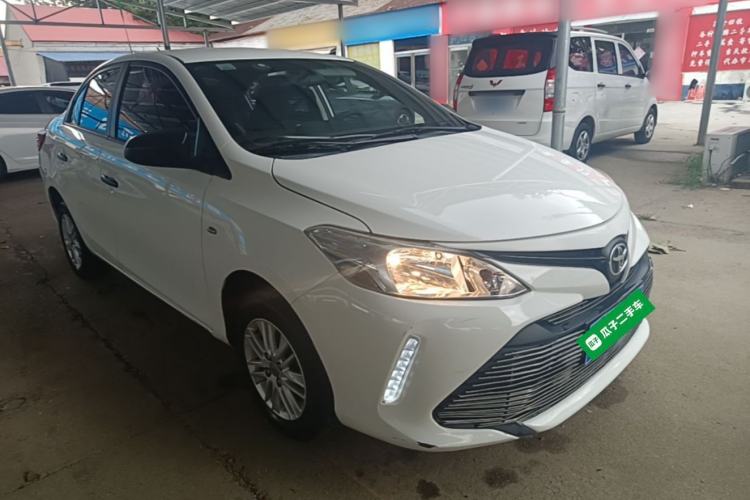 Used Toyota Vios 2017 1.3L Manual Front-Drive Version Front Right 45 Deg