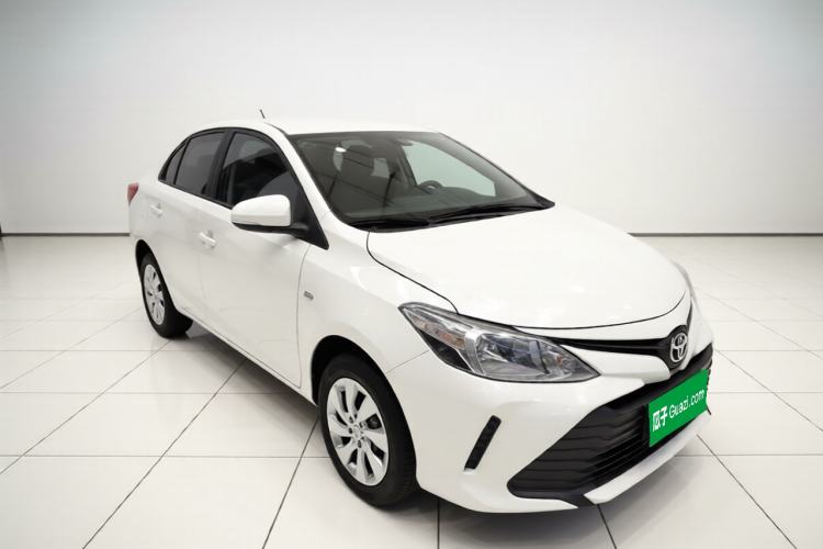 Used Toyota Vios 2017 1.5L CVT Innovation Edition Front Right 45 Deg