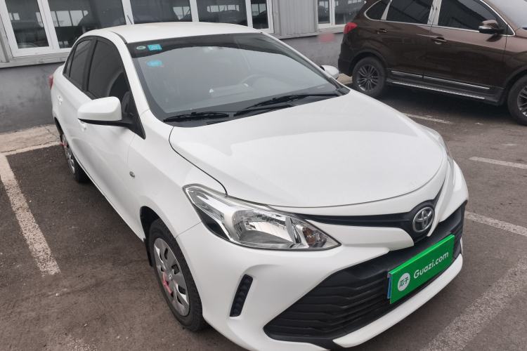 Used Toyota Vios 2017 1.5L CVT Innovation Edition Front Right 45 Deg