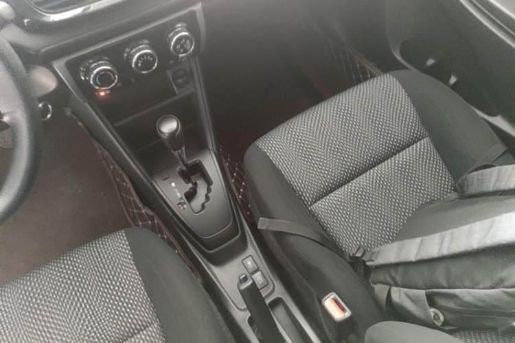 Used Toyota Vios 2017 1.5L CVT Innovation Edition Gear Lever