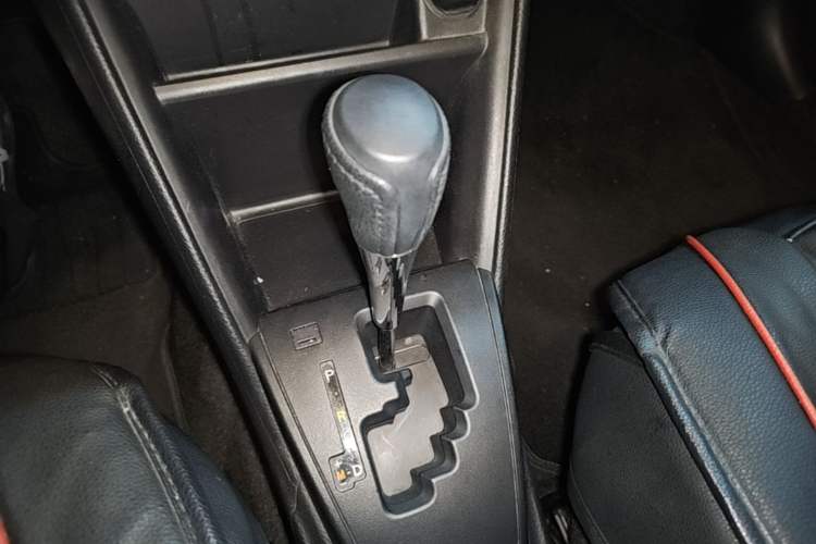 Used Toyota Vios 2017 1.5L CVT Innovation Edition Gear Lever
