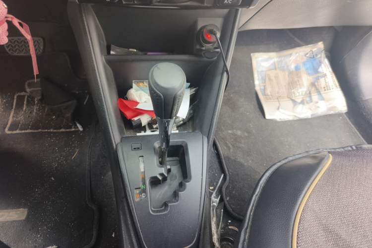 Used Toyota Vios 2017 1.5L CVT Innovation Edition Gear Lever