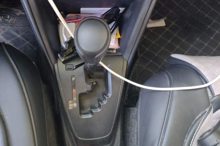 Used Toyota Vios 2017 1.5L CVT Innovation Edition Gear Lever