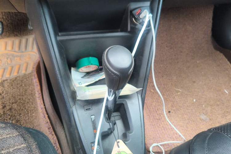 Used Toyota Vios 2017 1.5L CVT Innovation Edition Gear Lever