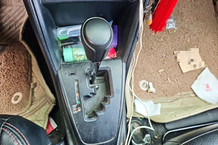Used Toyota Vios 2017 1.5L CVT Innovation Edition Gear Lever