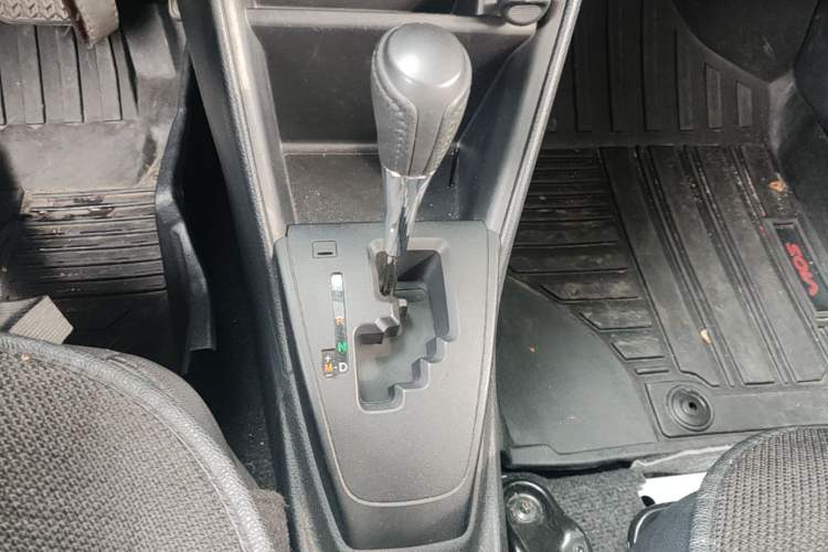 Used Toyota Vios 2017 1.5L CVT Innovation Edition Gear Lever