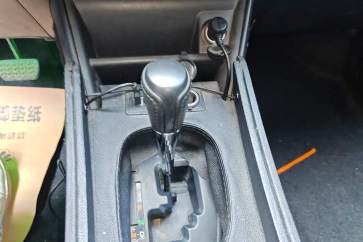 Used Toyota Vios 2017 1.5L CVT Innovation Edition Gear Lever
