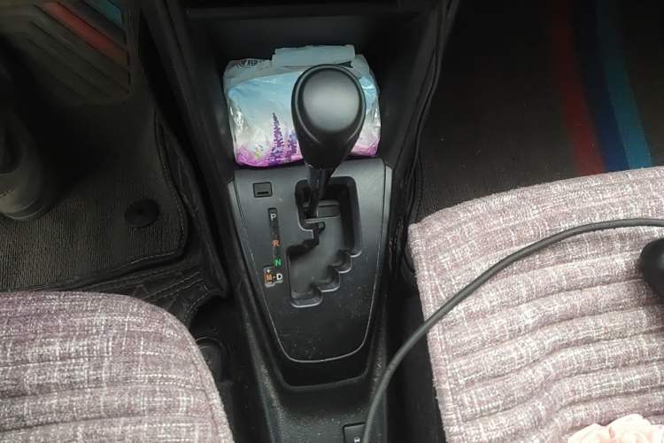 Used Toyota Vios 2017 1.5L CVT Innovation Edition Gear Lever