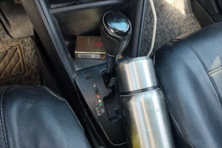 Used Toyota Vios 2017 1.5L CVT Innovation Edition Gear Lever