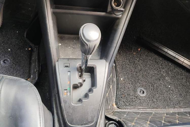 Used Toyota Vios 2017 1.5L CVT Innovation Edition Gear Lever