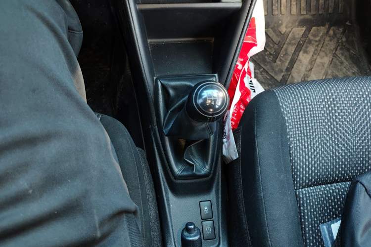 Used Toyota Vios 2017 1.5L Manual Trend Edition Gear Lever