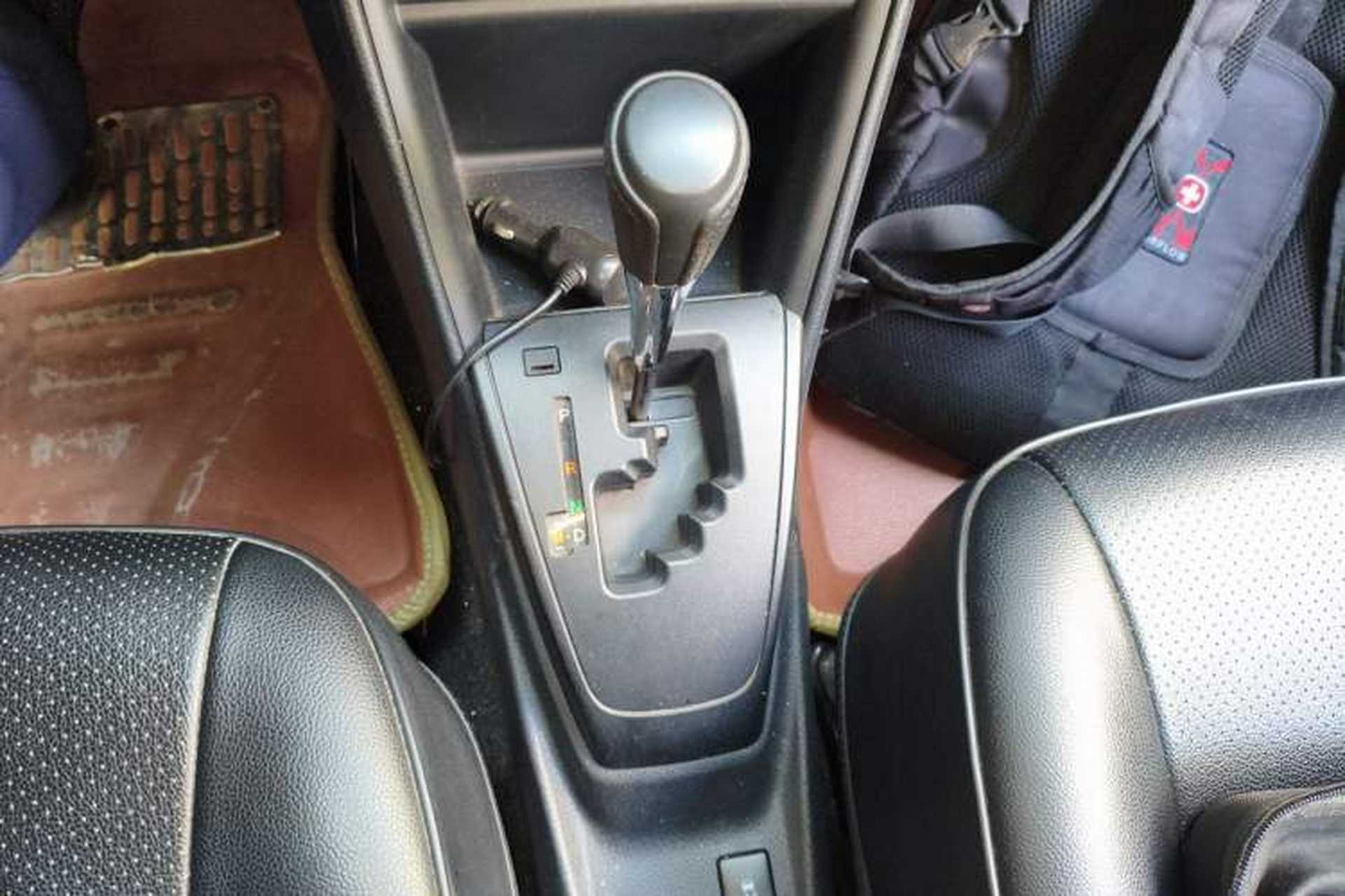 Used Toyota Vios 2017 1.5L CVT Innovation Edition Gear Lever