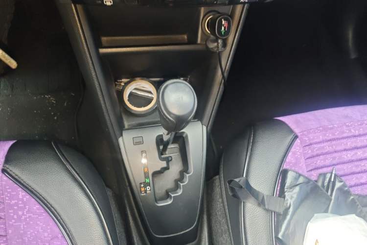 Used Toyota Vios 2017 1.5L CVT Innovation Edition Gear Lever