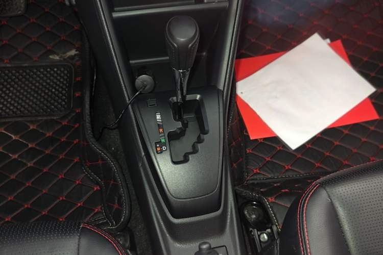 Used Toyota Vios 2017 1.5L CVT Innovation Edition Gear Lever