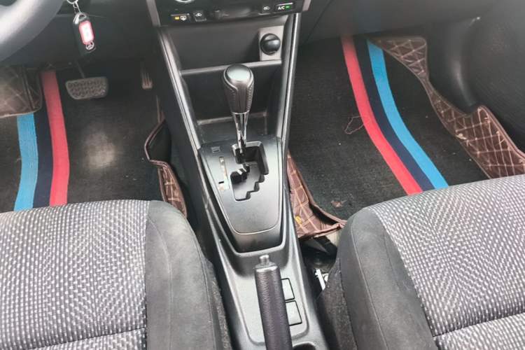 Used Toyota Vios 2017 1.5L CVT Innovation Edition Gear Lever