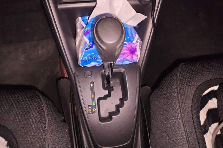 Used Toyota Vios 2017 1.5L CVT Innovation Edition Gear Lever