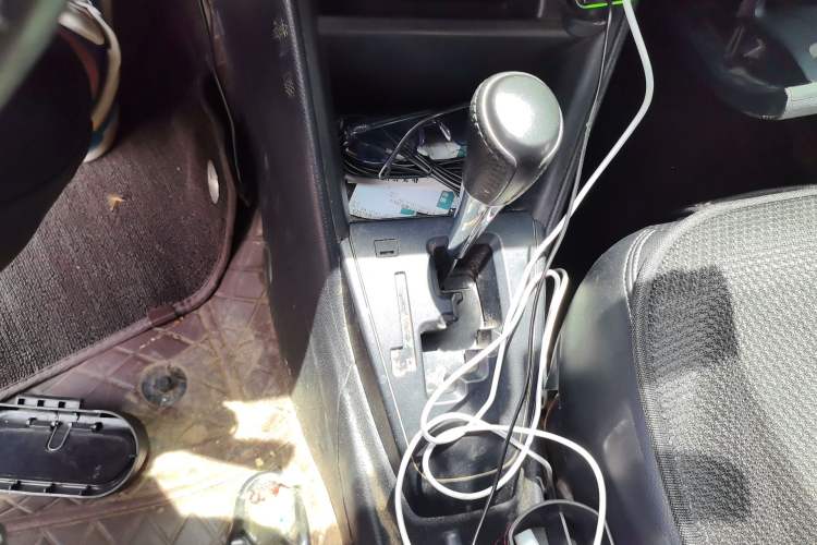 Used Toyota Vios 2017 1.5L CVT Innovation Edition Gear Lever