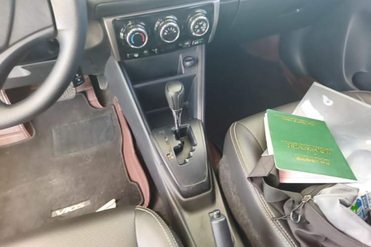 Used Toyota Vios 2017 1.5L CVT Innovation Edition Gear Lever