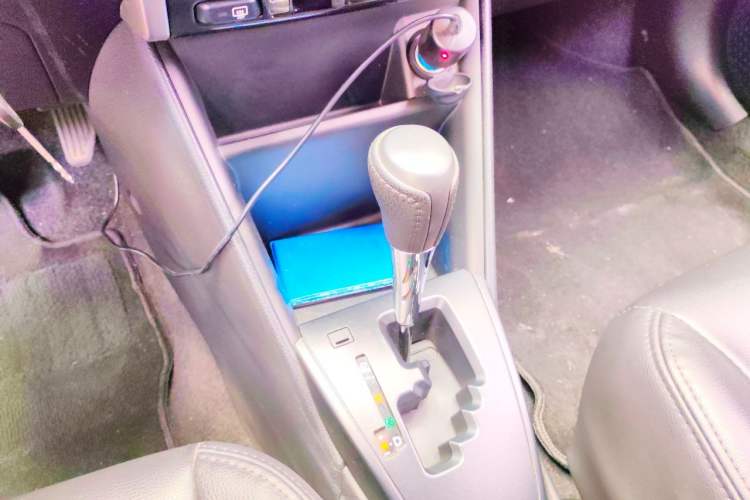 Used Toyota Vios 2017 1.5L CVT Innovation Edition Gear Lever
