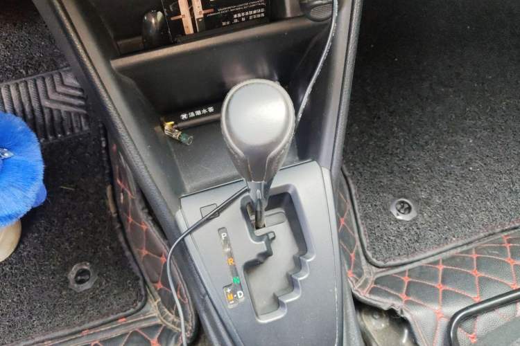 Used Toyota Vios 2017 1.5L CVT Innovation Edition Gear Lever