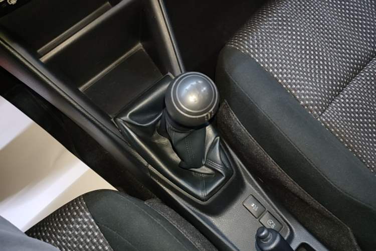 Used Toyota Vios 2017 1.5L Manual Trend Edition Gear Lever