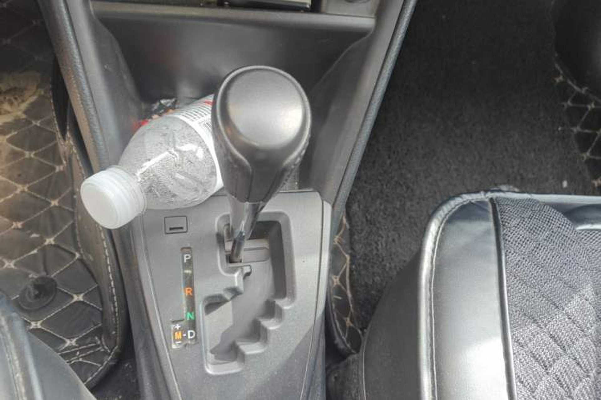 Used Toyota Vios 2017 1.5L CVT Innovation Edition Gear Lever
