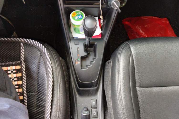 Used Toyota Vios 2017 1.5L CVT Innovation Edition Gear Lever