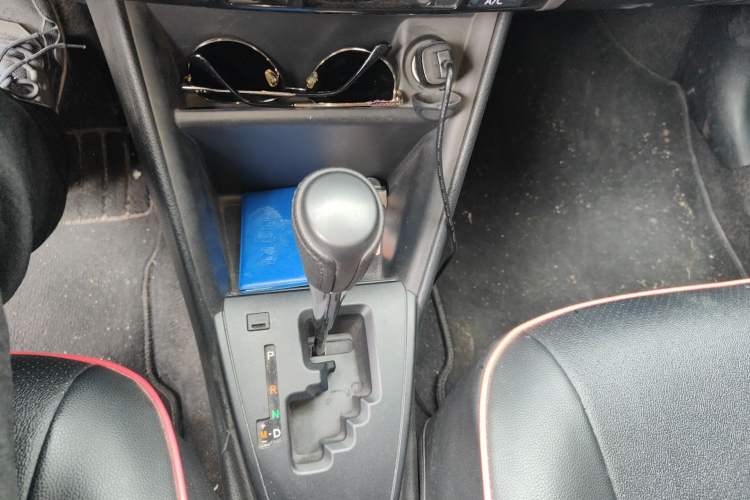 Used Toyota Vios 2017 1.5L CVT Innovation Edition Gear Lever